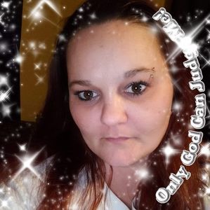 Meet your Posher, Ashlie